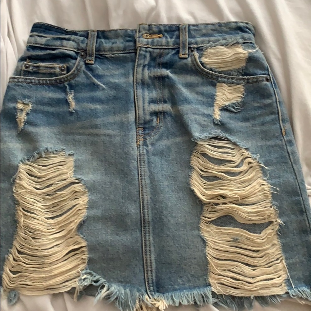 LF Carmar Denim ripped skirt